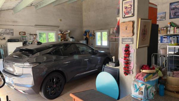 Maison T4 plain-pied 130 m² - Piscine – 1100 m²