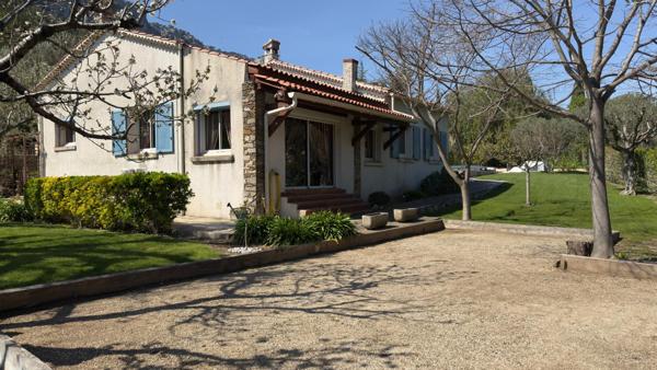 Maison T4 plain-pied 130 m² - Piscine – 1100 m²