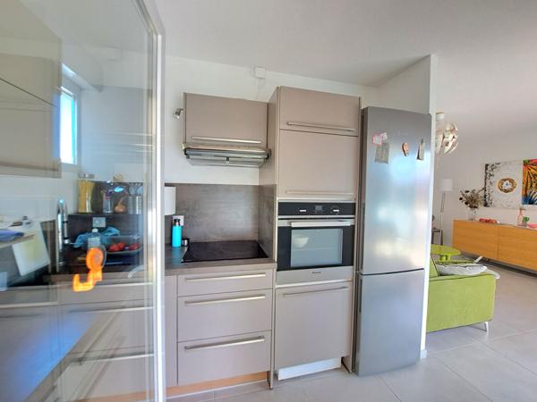 Boulouris Appartemnt 53 m² au calme , 3 pièces, plage à pied