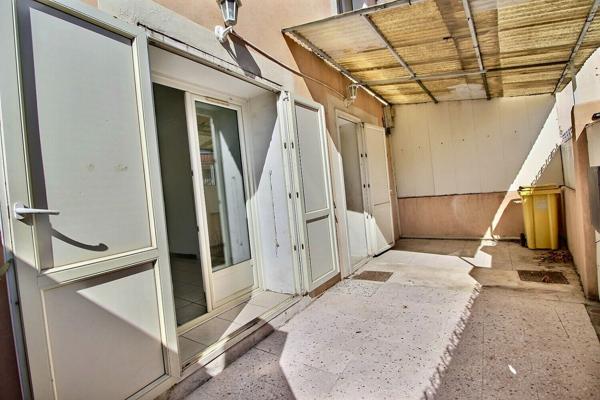 Maison de ville de type 3 d'environ 55m² avec terrasse sur Pas des Lanciers