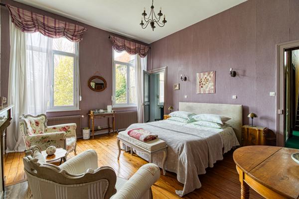 Saint-Omer (62500) PROPRIETE D'EXCEPTION - CHAMBRES D' HOTES DE CHARME