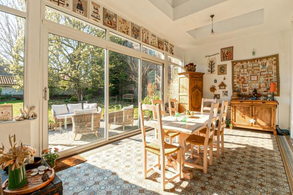 Saint-Omer (62500) PROPRIETE D'EXCEPTION - CHAMBRES D' HOTES DE CHARME