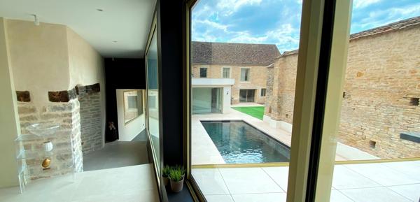 Maison
                                                                                                                                                                                                                                                                                                                        13 pièce(s)                                                                                                                                                                                                          6 chambre(s)                                                                                                                                                                                                          600  m²
