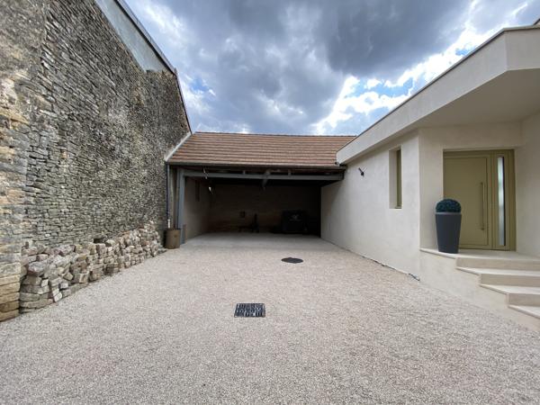 Maison
                                                                                                                                                                                                                                                                                                                        13 pièce(s)                                                                                                                                                                                                          6 chambre(s)                                                                                                                                                                                                          600  m²