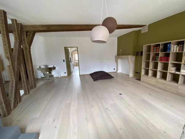 Maison
                                                                                                                                                                                                                                                                                                                        13 pièce(s)                                                                                                                                                                                                          6 chambre(s)                                                                                                                                                                                                          600  m²