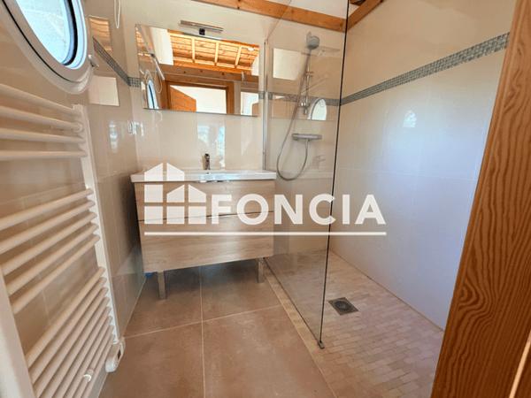 Location Maison 6 pièces 217.16 m² - 10 AVENUE DE VACQUEY Salleboeuf 33370