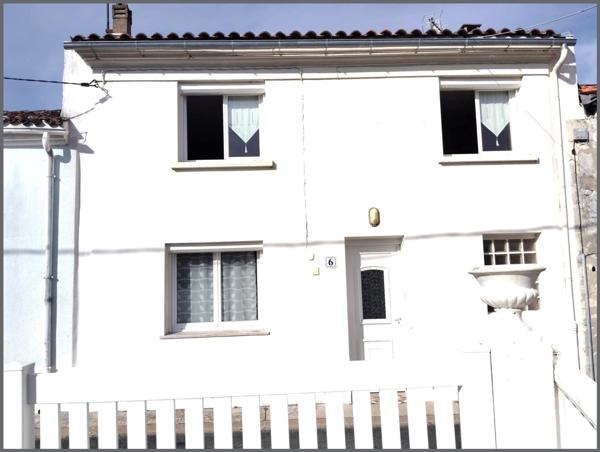 Maison à SAINTES, 17100 - 3 pièces 78m²
