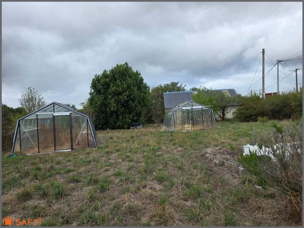 Terrain 2100 m2 - 44670 LA CHAPELLE GLAIN