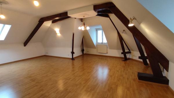 BLOSSAC - APPARTEMENT  T3