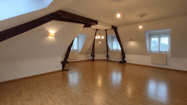 BLOSSAC - APPARTEMENT  T3