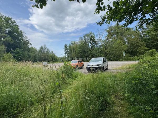 Location                                                      Local commercial
                        
                     2 pièces                      218 m2                     à Jonchery-sur-Vesle