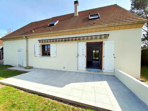 MAISON FAMILIALE 8 PIECES ORCEMONT 163 M²
