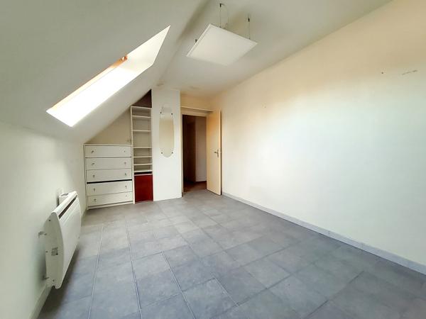 MAISON FAMILIALE 8 PIECES ORCEMONT 163 M²