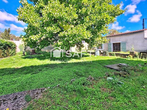 Ensemble immobilier 2 maisons, 2 garages, jardin