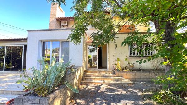 MAISON 160 m² – QUARTIER MONTPLAISIR