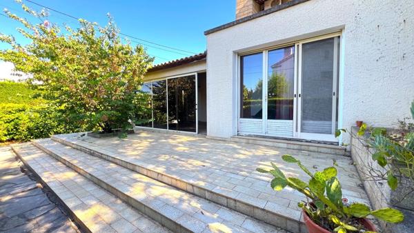 MAISON 160 m² – QUARTIER MONTPLAISIR