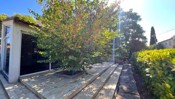 MAISON 160 m² – QUARTIER MONTPLAISIR