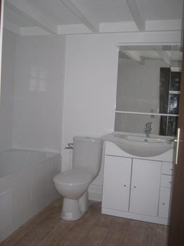 T2 AU 2EME ETAGE