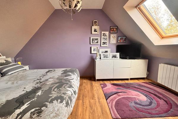 Maison individuelle sur 1003m2 - DPE C - avec piscine