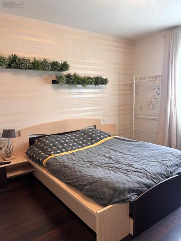 Maison à vendre à Saint-Saturnin dans la Sarthe (72650), ref : LMY/LED