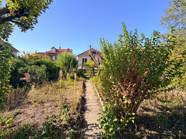 Maison 6 pièces à Rosny - Mairie - Gare RER E
