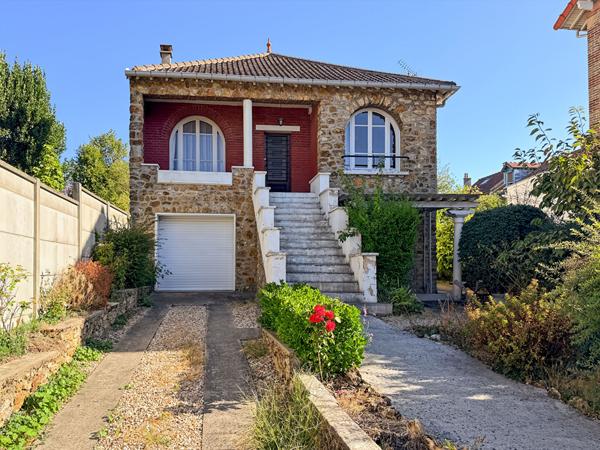 Maison 6 pièces à Rosny - Mairie - Gare RER E
