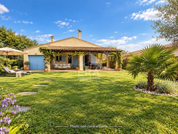 Maison à Bédoin avec piscine et vue Ventoux