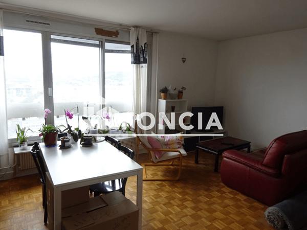 Location Appartement 2 pièces 56.7 m² - QUAI DU HAVRE Rouen 76000