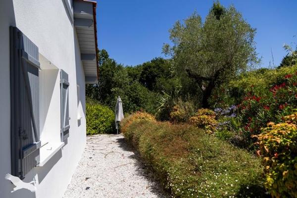 Maison à vendre |  Bassussarry |  5 pièces | 117 m²