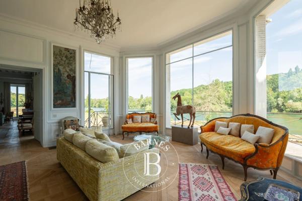 Fontainebleau, Château 17 Chambres -  1 200 m² à vendre