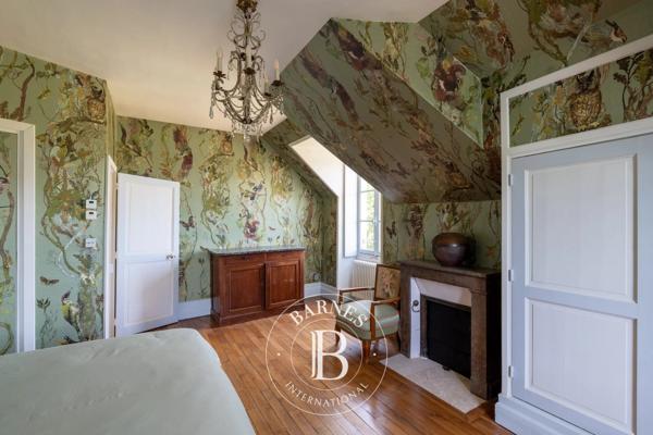 Fontainebleau, Château 17 Chambres -  1 200 m² à vendre
