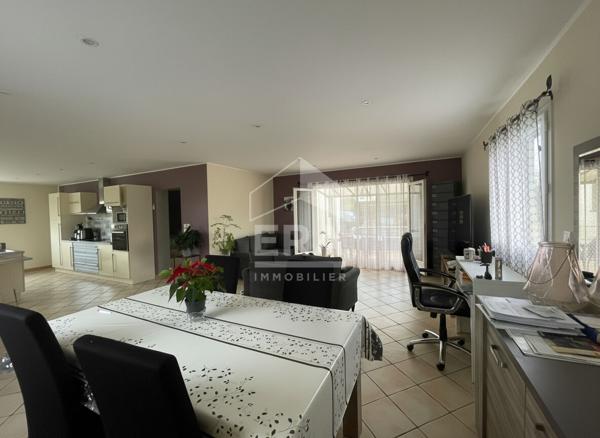 À VENDRE À CLAIRA : maison individuelle 6 pièces avec piscine et garage