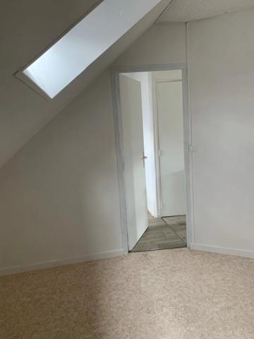 Location Appartement 2 pièces 27 m2 à Saint-Quentin