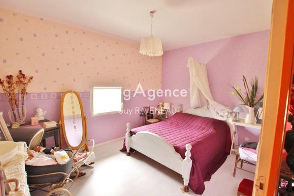 Maison à Longué-Jumelles, 49160 - 11 pièces 395m²