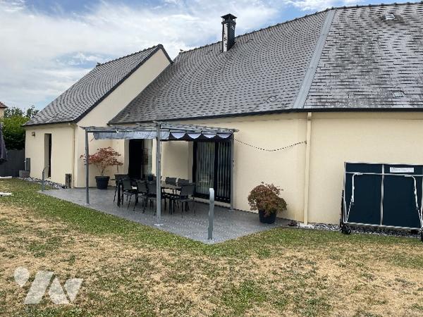 A 10 minutes au Nord-Ouest de SOISSONS - Très beau pavillon d'environ 120 m² habitable avec jardin