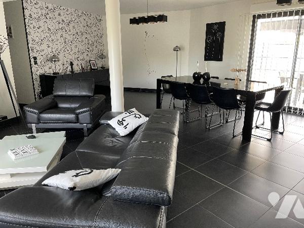 A 10 minutes au Nord-Ouest de SOISSONS - Très beau pavillon d'environ 120 m² habitable avec jardin