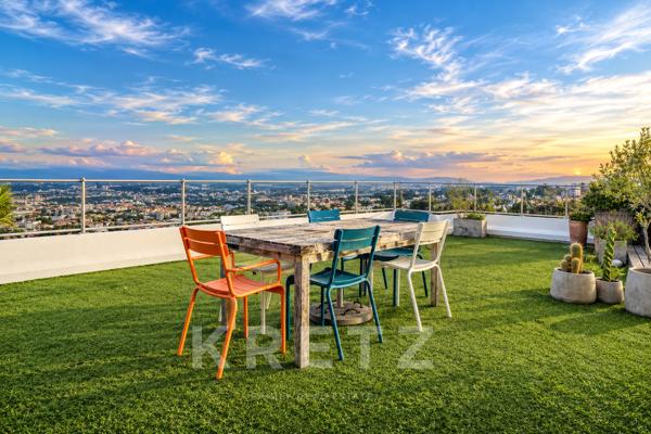 EXCLUSIVITE - SAINTE-FOY-LÈS-LYON — PENTHOUSE TOIT-TERRASSE ET VUE PANORAMIQUE À 360°