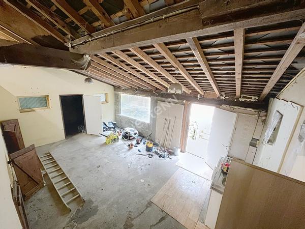 FAVERGES SEYTHENEX _ Maison de 190 m² à rénover avec jardin