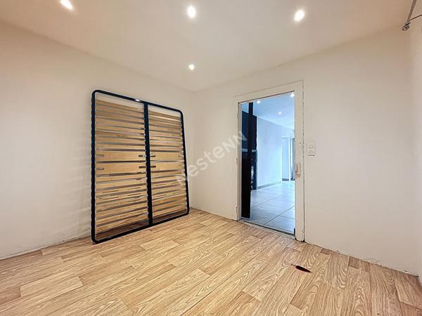 FAVERGES SEYTHENEX _ Maison de 190 m² à rénover avec jardin