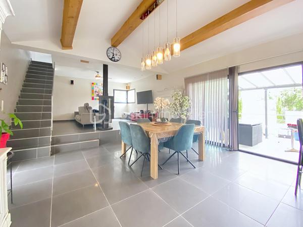 Maison de 163 m²