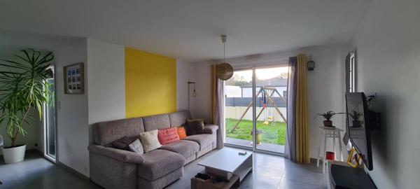 Maison Gorges 5 P . 4 Chs . 103.47 M² . Garage . T 442 M²