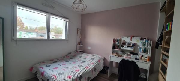 Maison Gorges 5 P . 4 Chs . 103.47 M² . Garage . T 442 M²