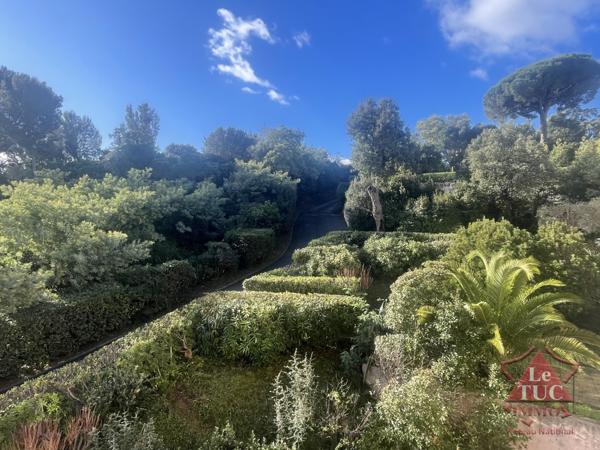 studio. Résidence avec piscine. Cavalaire-sur-Mer (83240)