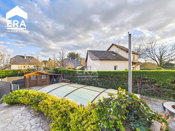 OLEMPS !!!  Maison familiale avec piscine ! 150 m² habitables