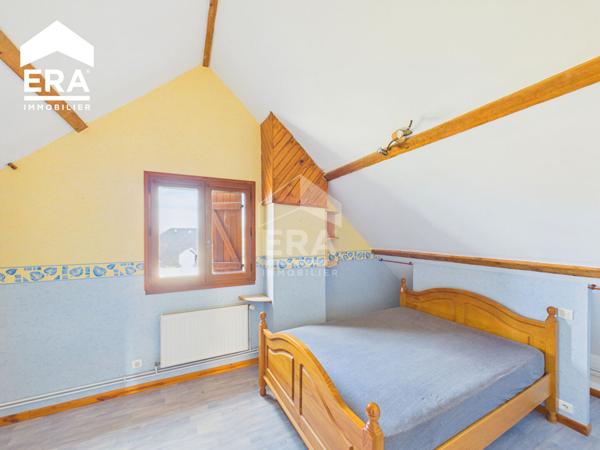 OLEMPS !!!  Maison familiale avec piscine ! 150 m² habitables