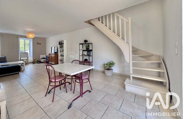 Maison à vendre 9 pièces 240 m² Deux Rivières