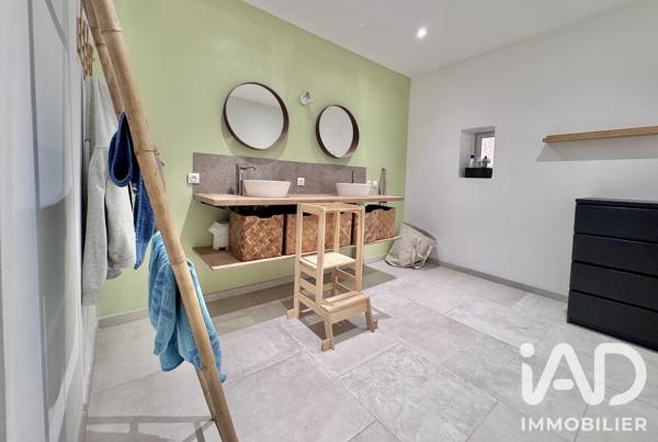 Maison à vendre 9 pièces 240 m² Deux Rivières