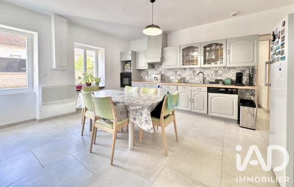 Maison à vendre 9 pièces 240 m² Deux Rivières