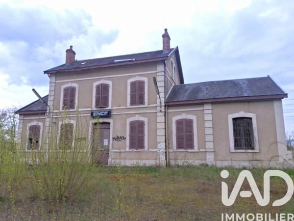 Maison à vendre 10 pièces 200 m² Neuvy-sur-Loire