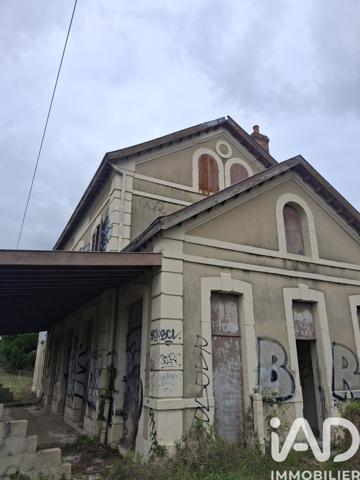 Maison à vendre 10 pièces 200 m² Neuvy-sur-Loire